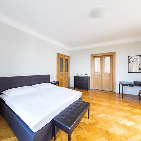 Boheme Apartment Prague Three المظهر الخارجي الصورة