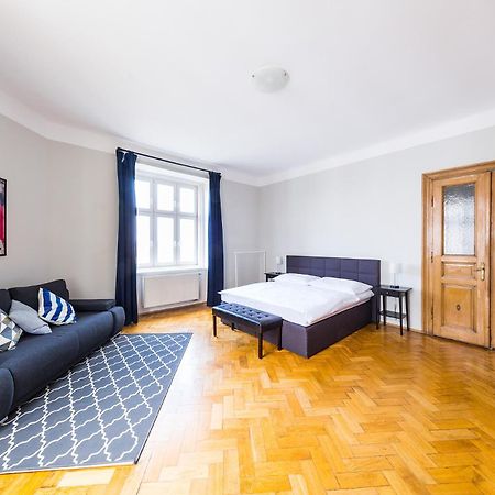 Boheme Apartment Prague Three المظهر الخارجي الصورة