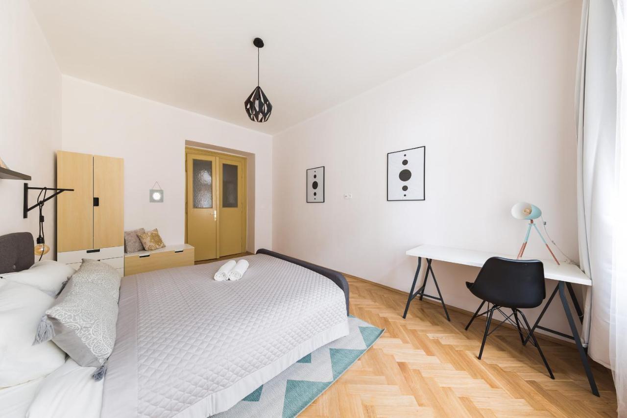 Boheme Apartment Prague Three المظهر الخارجي الصورة